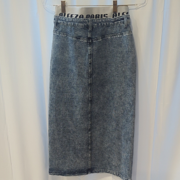 Aleeza PARIS Women's STRETCH Denim Long Skirt With White Accent Waistband Small - Picture 7 of 7